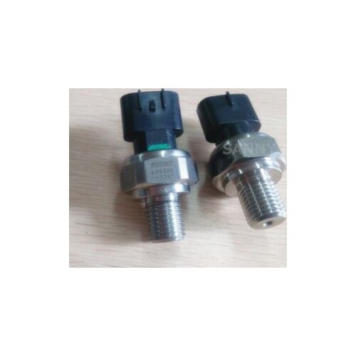 1PCE Original New fuel rail pressure sensor for ISUZU OEM 499000-7341 8-98027456-0 fuel switch sensor