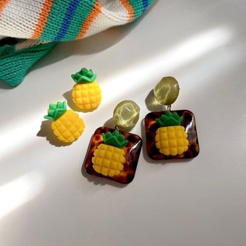 Origin Summer 2 Styles Wholesale Arcylic Pineapple Drop Earrings for Women Cute Fruit Statement Dangle Earrings Holiday Jewelry