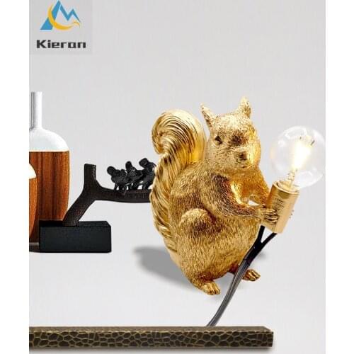 Modern exquisite animal led night lamp lovely squirrel resin bedroom study desk lamp room decor lamp anime decor anime light