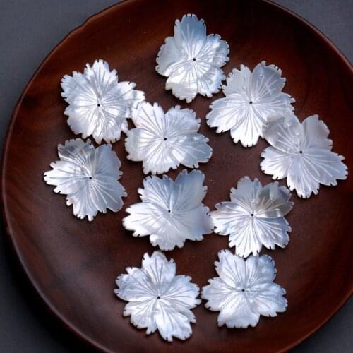 20pcs Wholesale natural mother of pearl flower BIG flower nice jewelry shell pendant