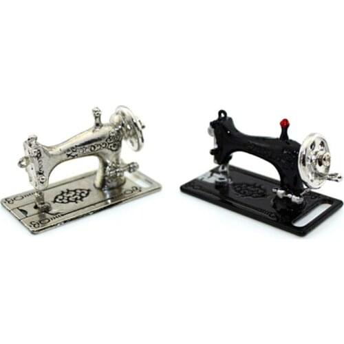 1/12 Miniature Table Sewing Machine Head Doll House Simulation Furniture Toys Vintage Retro Dollhouse Decor Gift Accessories