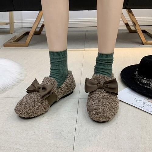Fashion Autumn And Winter Female Wild Hair Ball A Pedal Lazy Warm Cotton Shoes Peas Shoes Women Short Plush Women Shoes U12-76