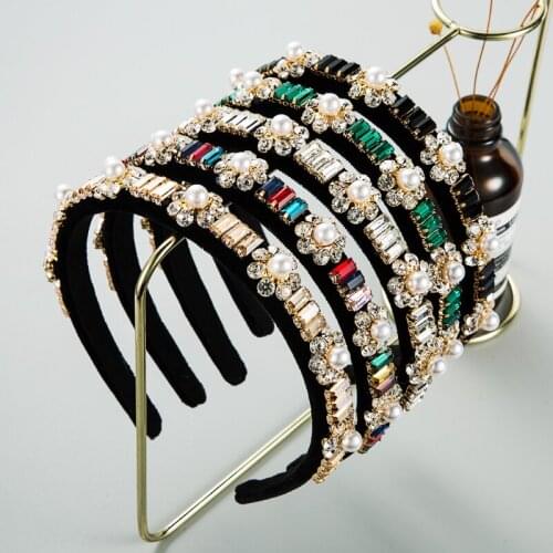 Fashion Korean Glittering Crystal Hair Band Womens Elegant Imitation Pearl Flower Headband Womens Party Fashion Headdress