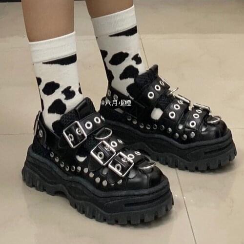 Spring Summer 2021 New Harajuku Dark Sandals Japanese Retro Rivet Thick Bottom Black Punk Gothic Thick Bottom Women Platform