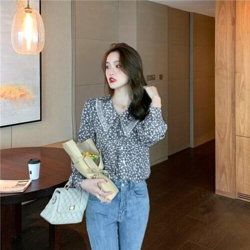 2021 Vintage floral print blouse women Casual long sleeve female top shirt v-neck streetwear office ladies blouse shirt