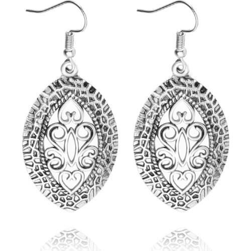 Fashion Jewelry Leaf Hollow Pattern Earrings Bohemia Ear Hanging Leaf Earrings Friends Gifts