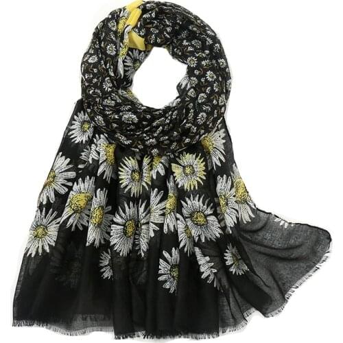 2021 Beautiful Daisy Print Fringe Scarf Shawls Long Soft Flower Head Scarves Hijab Wrap Free Shipping