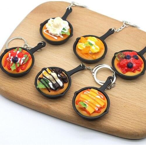 Durable Key Ring Lightweight Ornamental Highly Simulated Anti-lost PVC Frying Pan Muffin Shape Key Chain for Shoulder Bags 2021