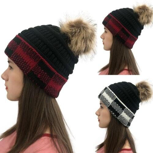 Women Casual Plaid Stitching Outdoor Plush Hats Crochet Knit Beanie Cap Knitted Beanie 2020 Fashion High Quality Soft Wool Hat