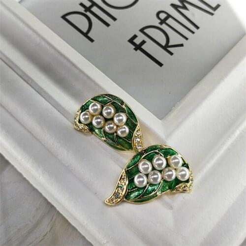 2020 Oorbellen Clip On Earrings Of Qingdao Europe And The Ornament Method Enamel Pearls Popular Female Ear Clip Earrings Hand