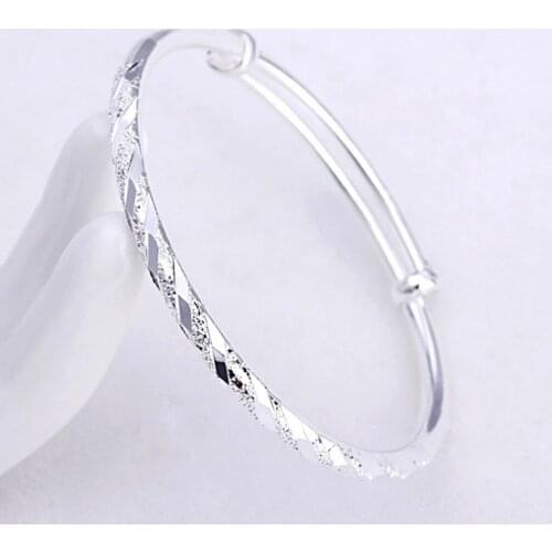 Hot S925 Silver color fashion jewelry woman gift bracelet simple flower high fashion bracelet women white