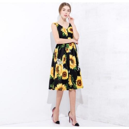 Customized 2017 Summer Runway Designer Sunflowers Printed Knee Length Dress Women V-neck Sleeveless Casual A-Line Dresses