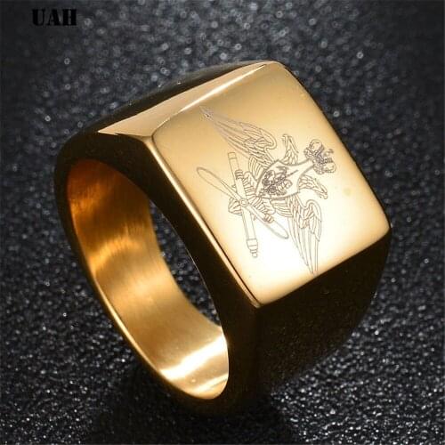 UAH 2018 Fashion Russian Navy Army Ring 316L Stainless Steel Mens Women Simple Style Polishing Silver Golden Black Square Ring