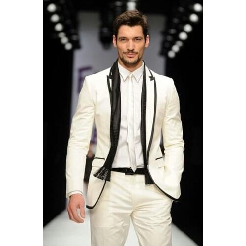 2019 Beige Mens Fashion Stylish Suits Men Tailor Made Business Suits Peak Lapel With Black Edge Wedding Suits Jacket Pants