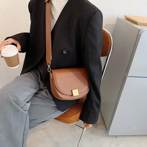 Bags of Women Small Bag 2021 New PU Leather Retro Semicircle Saddle Bag Wide Shoulder Strap Single Shoulder Messenger Bag