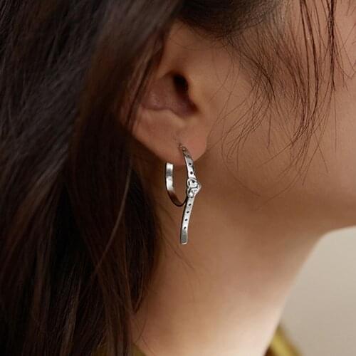 Korean Fashion of The Earrings for Women Hip-hop Retro Love Belt Buckle Earrings Female Jewelry Accessorie Kolczyki