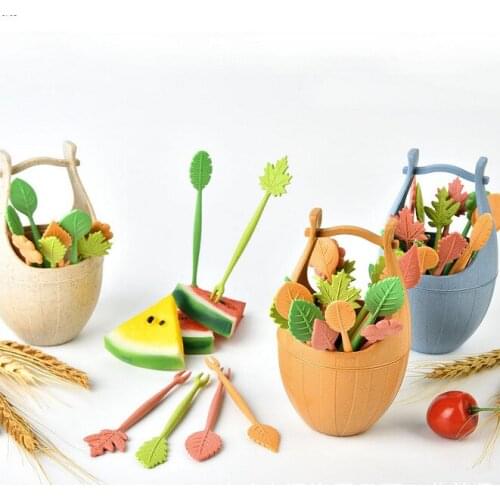 Creative Funny Wooden Barrel Leaf Fruit Fork Creative Barrel Wheat Orange Stalk Fruit Sign Kitchen Gadget