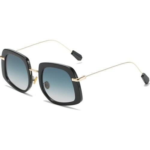 2021 New Fashion Oval Sunglasses Women Men Gradients Lens Alloy Metal Frame Leg Luxury Elegant Lady Style Luxury Brand Designer