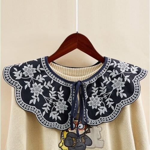Women Jacquard Embroidery Floral False Fake Collar Elegant Vintage Lace-Up Ribbon Big Shawl Decorative Necklace Short Poncho