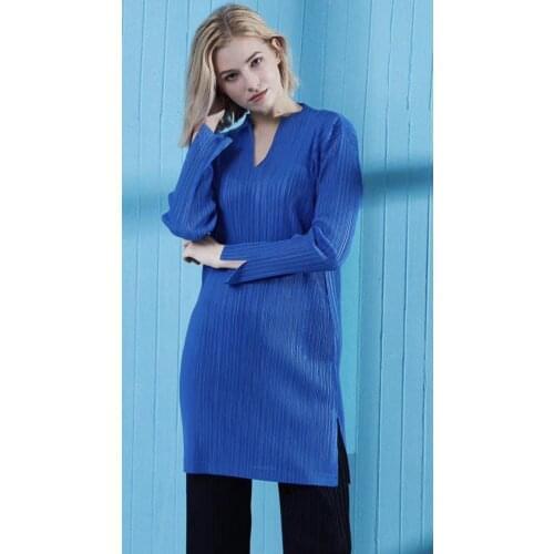 HOT SELLING Fashion Miyake fold solid dress long sleeve v-neck straight dress IN STOCK