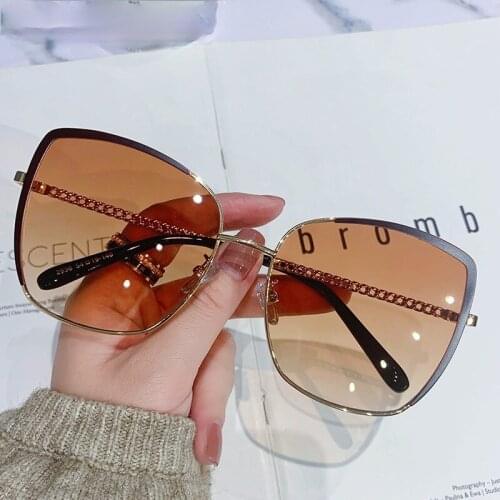 Vintage Cat Eye Sunglasses Women Oversized Retro Eyeglasses Ladies Polarized Sun Glasses Designer Colored Gradient