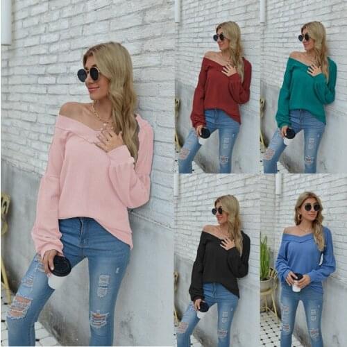 Womens autumn / winter 2020 new long sleeve bottoming Pullover wide truffle shoulder T-shirt for women