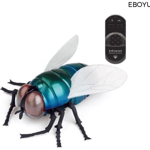 EBOYU Infrared RC Fly Kids Infrared Ray Remote Control Flies Realistic Fake Fly Animal Toy Funny RC Prank Joke Scary Trick Toys