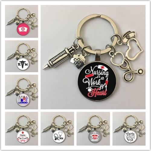 Heart Pattern Nursing Keychain Medical Stethoscope Syringe Glass Pendant Keychain Nurse Doctor Medical Student Key Ring Gift