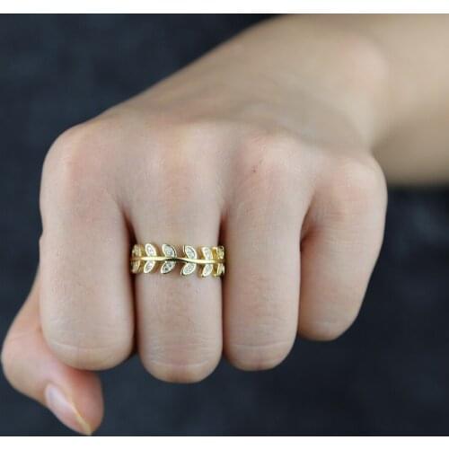 Spring New Engagement Women Rings Wedding Gift Leaf Cz Paved Band Fashion Delicate Beautiful Plant Band Ring Cz Jewelry