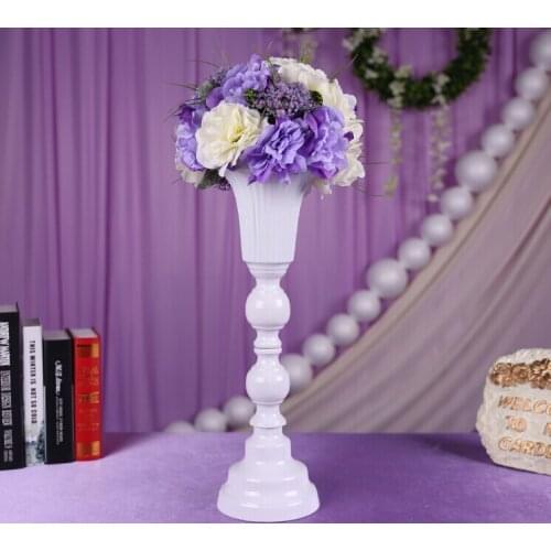 New bell white candlestick wedding T station arranged welcome area road lead wholesale wedding props Decoration without flower