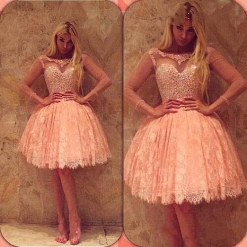 2020 Sheer Long Sleeves Homecoming Dresses with Applique Beaded Graduation Party Gowns Lace Short Prom Dress