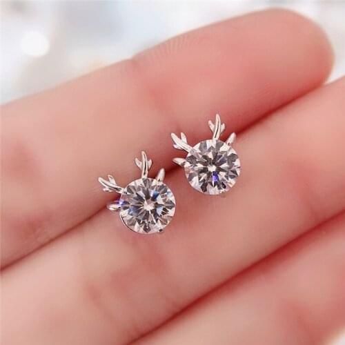 925 Sterling Silver Excellent Cut Total 2 Carat D Color White Moissanite Diamond Test Passed Deer Shaped Stud Earrings for Women