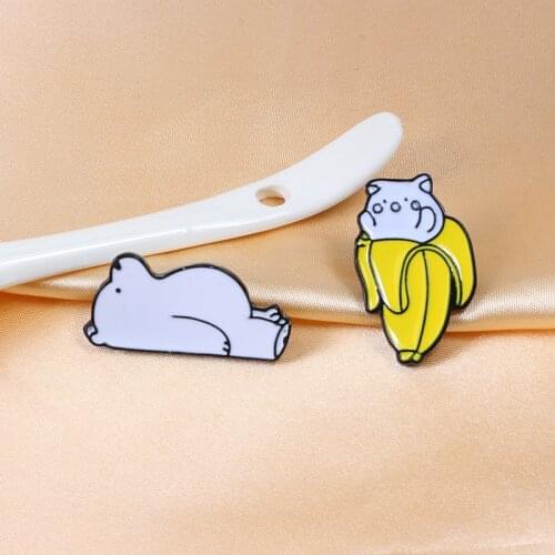 Cute Alpaca Bear Panda Grizzly Banana Cat Brooch Enamel Pins Jackets Clothes Lapel Pin Backpack Button Badges Women Kids Jewelry