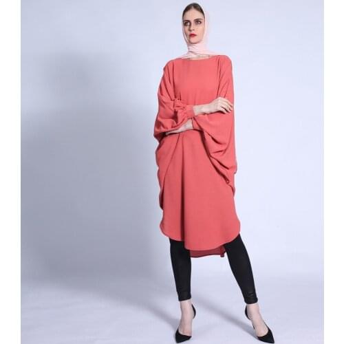 Fashion Bat Sleeved Muslim Modest Tops Female Vintage Stitching-Colored Hollow Cut Design Long Muslim Tops F2914