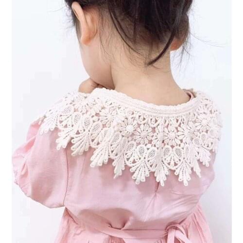 2 PCS Lace Kids Bibs Shawl Cotton Collar Kids Neckwear for Girls All Match Hollow Out Children Girls Scarf Accessories 3-8Y