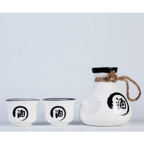 3PCS Japanese Sake Set Creative Ceramic Wine Set Home Insulation Wine Glass Ceramics One Pot Two Glasses Sake White Wine Pot