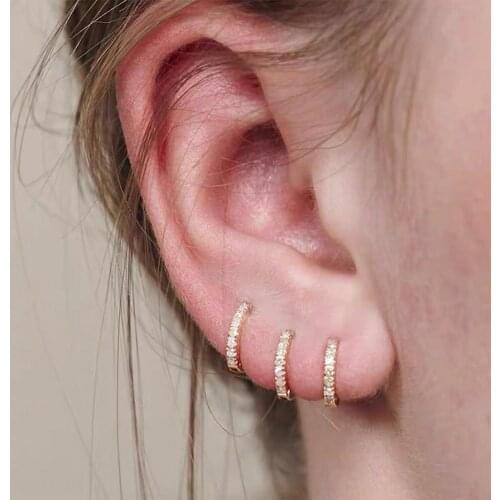 Hot Sale Women Earring Rhinestone Simple Mini Piercing Hoop Studs Earlobe Tragus Circle for Female Party Travel 2021 New Fashion