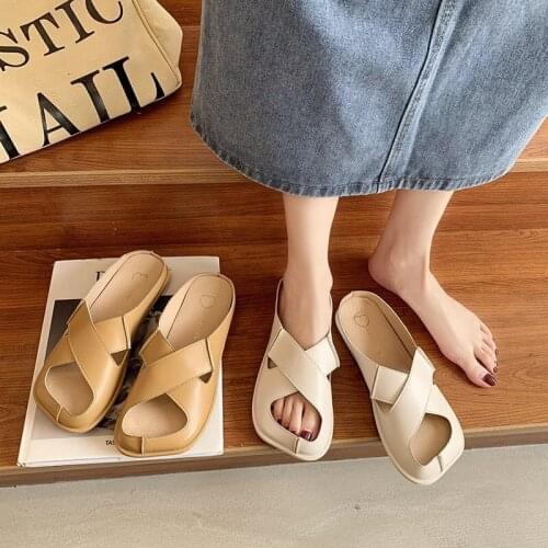 WOHDHE Women Mules Shoes 2021 Spring Summer Ladies Closed Toe Leather Slides Shoes Fashion Women Low Heel Slippers Flats Casual