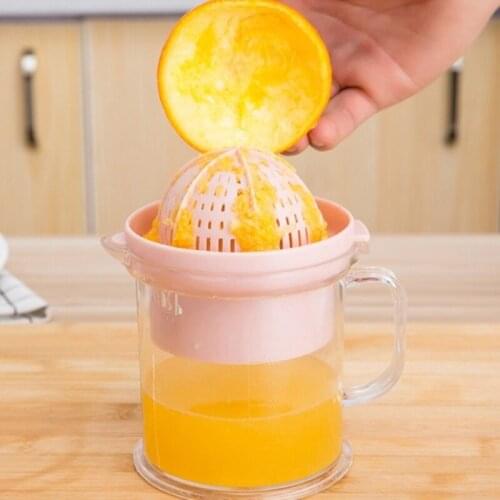 Manual Lemon Juicer Orange Juice Kitchen DIY Juice Tool Home Essentials Juicer Portable Manual Juicer with Scale Plastic U3