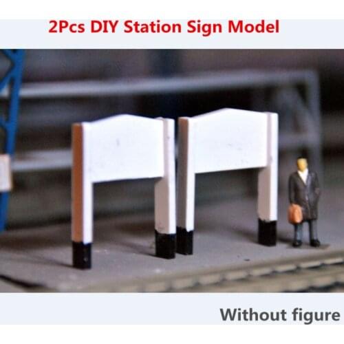 2Pcs 1:87 HO Scale Train Railway Model Station Sign Model Scene Decoration