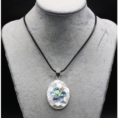 Natural Abalone Shell Pendant Necklace Fashion Oval Shape Shell Pendant Necklace for Women Jewelry Necklace Length 55+5cm