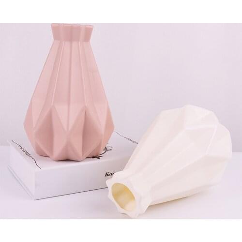 Decoration Tabletop Flower Vase Modern Household Bedroom Small Durable PP Living Room Ornaments for Wedding Vase