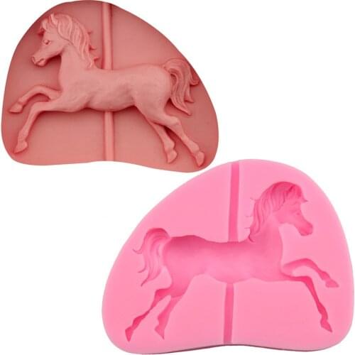 Merry go round DIY silicone cake decoration baking sugar chocolate silicone mold dropping plaster soap mold