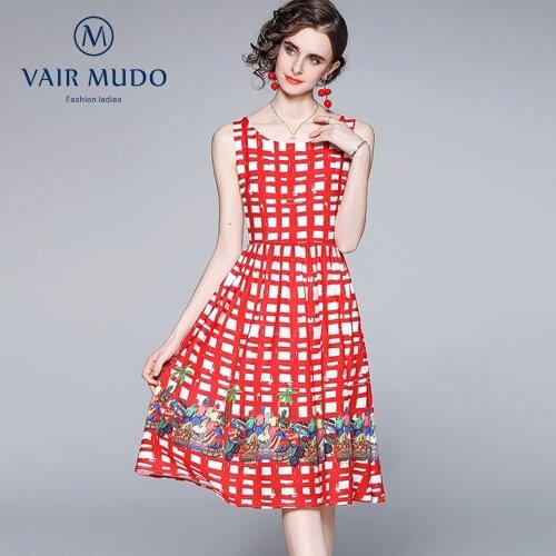 VAIR MUDO Fashionable Dresses In A Cage