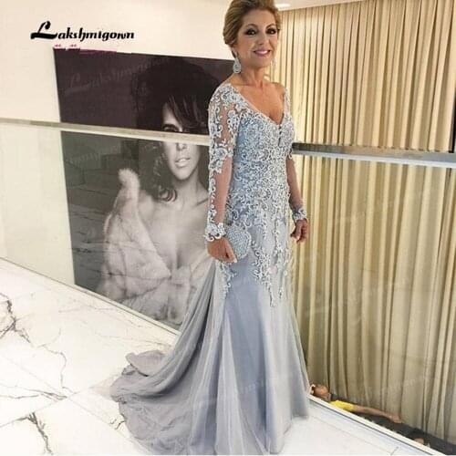 Plus Size Silver Mermaid Mother Of The Bride Dresses V-neck Long Sleeves Appliques Beaded Long Groom Mother Dresses For Wedding