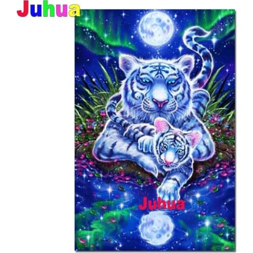5D DIY Diamond Painting Cross Stitch Galaxy Moon Tiger Cub Diamond Embroidery full Square Drill Diamond Mosaic Decor fantasy Gif