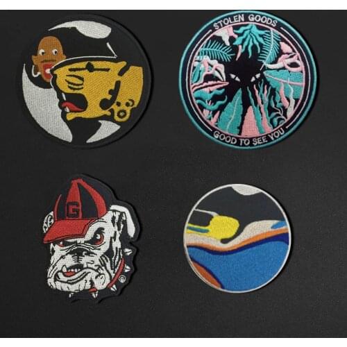 Fashionable round animal clothing accessories embroidered patch back glue iron big dog and leopard pattern on clothes