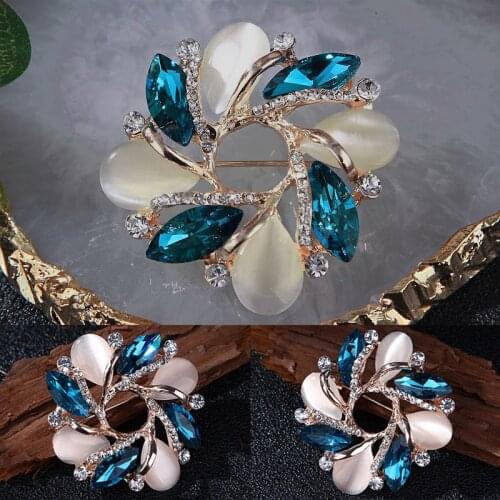 High-Grade Flowers Brooches Korean Style Bauhinia Flower Corsage Crystal Rhinestone Brooch Pin Gift Jewelry Ornament Accessories