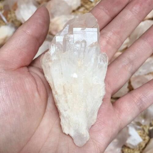 Natural White quartz crystals and mineral crystal specimens stones and crystals quartz point 80-100g