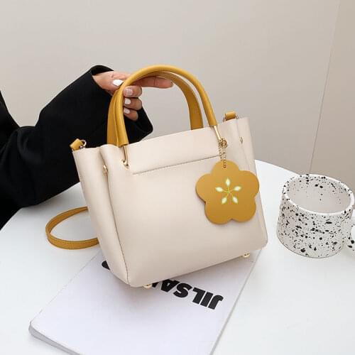 Shoulder Bag Crossbody Bags for Women Handbag Purse Fashion Women Tote Bag Flower Zipper All-match 2021 New PU Leather Backpack